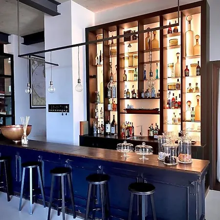 Breakwater Griante * ميناجيو